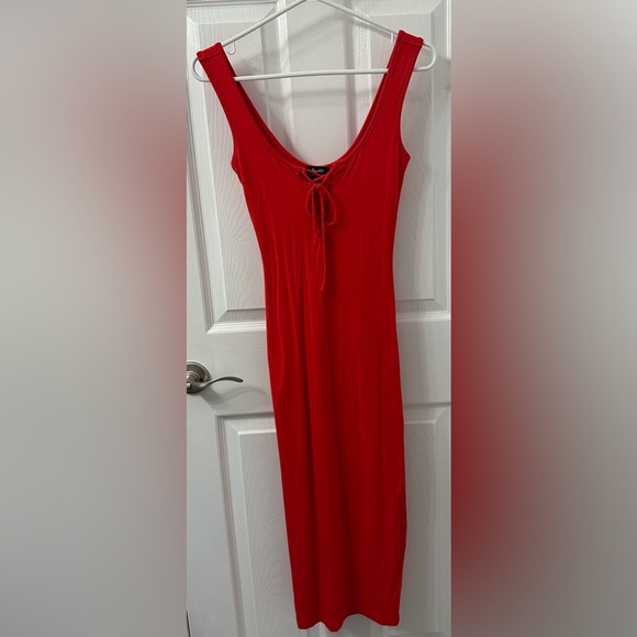 ❤️FINAL SALE❤️ Bardot Red Lace-up Detail Fitted Jersey Midi Dress Size US 2 - Picture 8 of 11